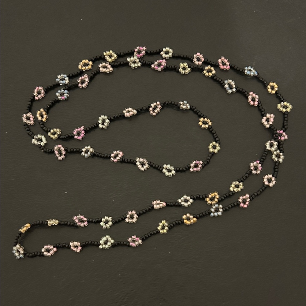 Multicolor Beaded Flower Necklace